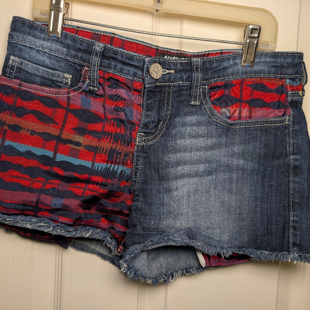 ALLEN B. By Allen Schwartz Women’s Micro Shorts Sz 2, Denim Western Aztec